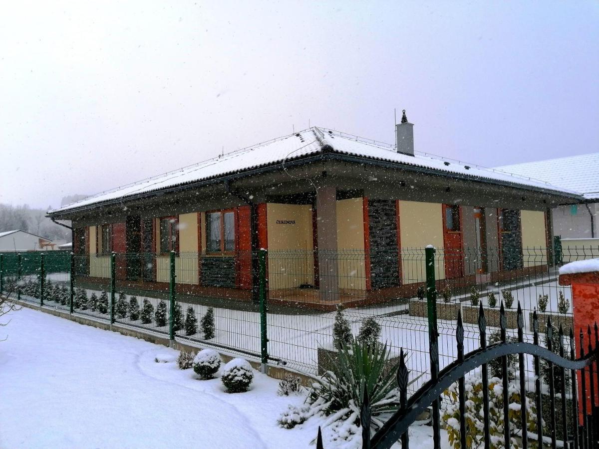 Elejan Apartment Besenova Exterior photo